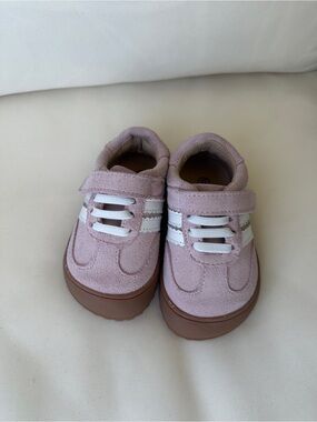 Little Love Bug—The Asha Sneaker Pink Suede